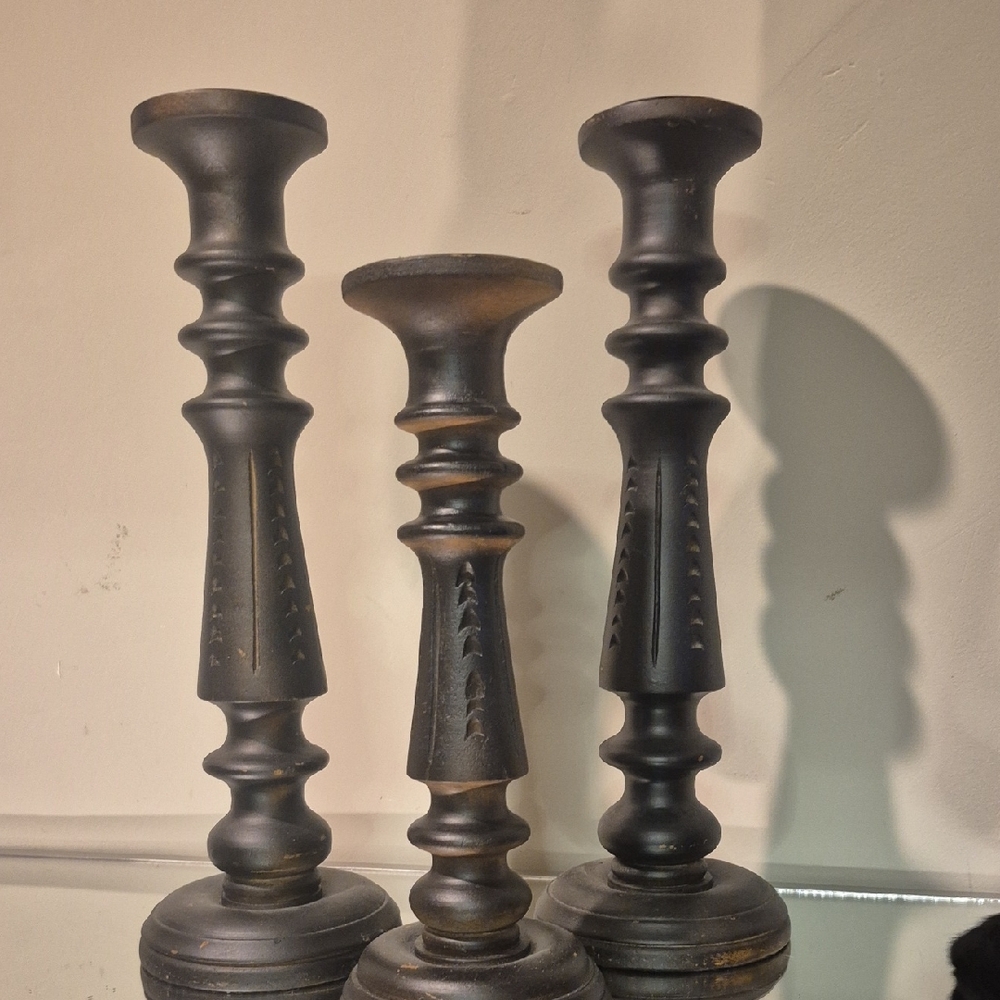 VINTAGE ANTIQUE BLACK WOODEN CANDLE STICKS
